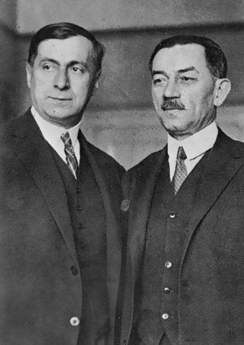 дучић_и_ракић_1928.jpg дучић_и_ракић_1928.jpg